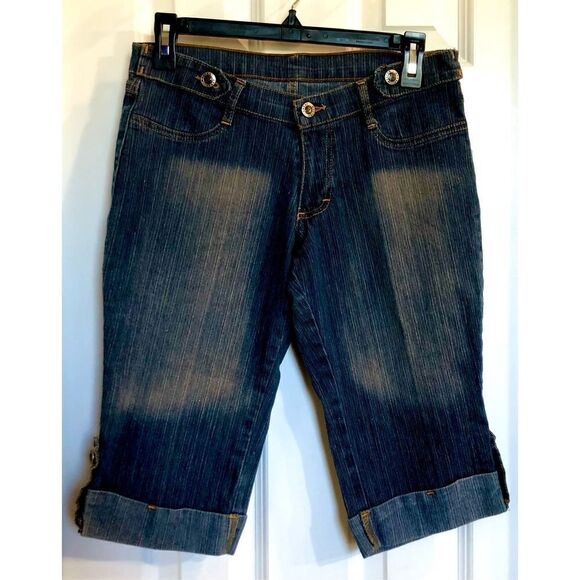MASTER JEANS - EUC - L Sz S-M Retro Low-Rise Bermuda Shorts/Selectively Faded - Picture 9 of 9